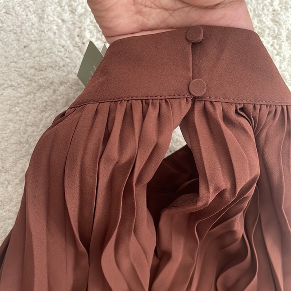 H&M brown blouse. NEW! - Picture 5 of 6